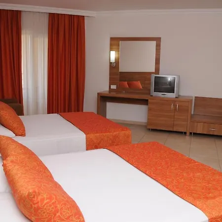 מלון Gunes House