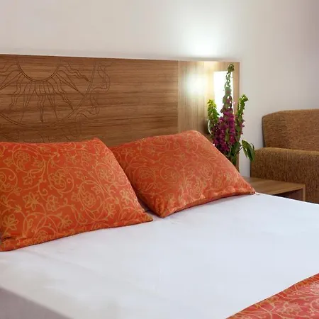 מלון Gunes House